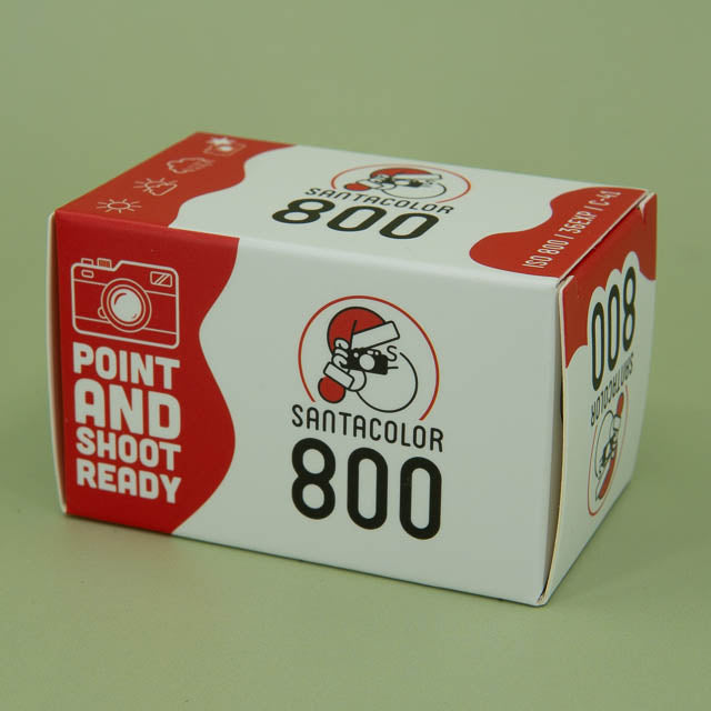Box of Optik Oldschool SantaColor 800 35mm colour negative film, ISO 800, 36 exposures